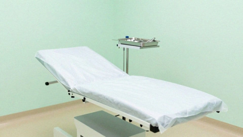 Jakie są powikłania nieleczonego zakażenia paznokcia?